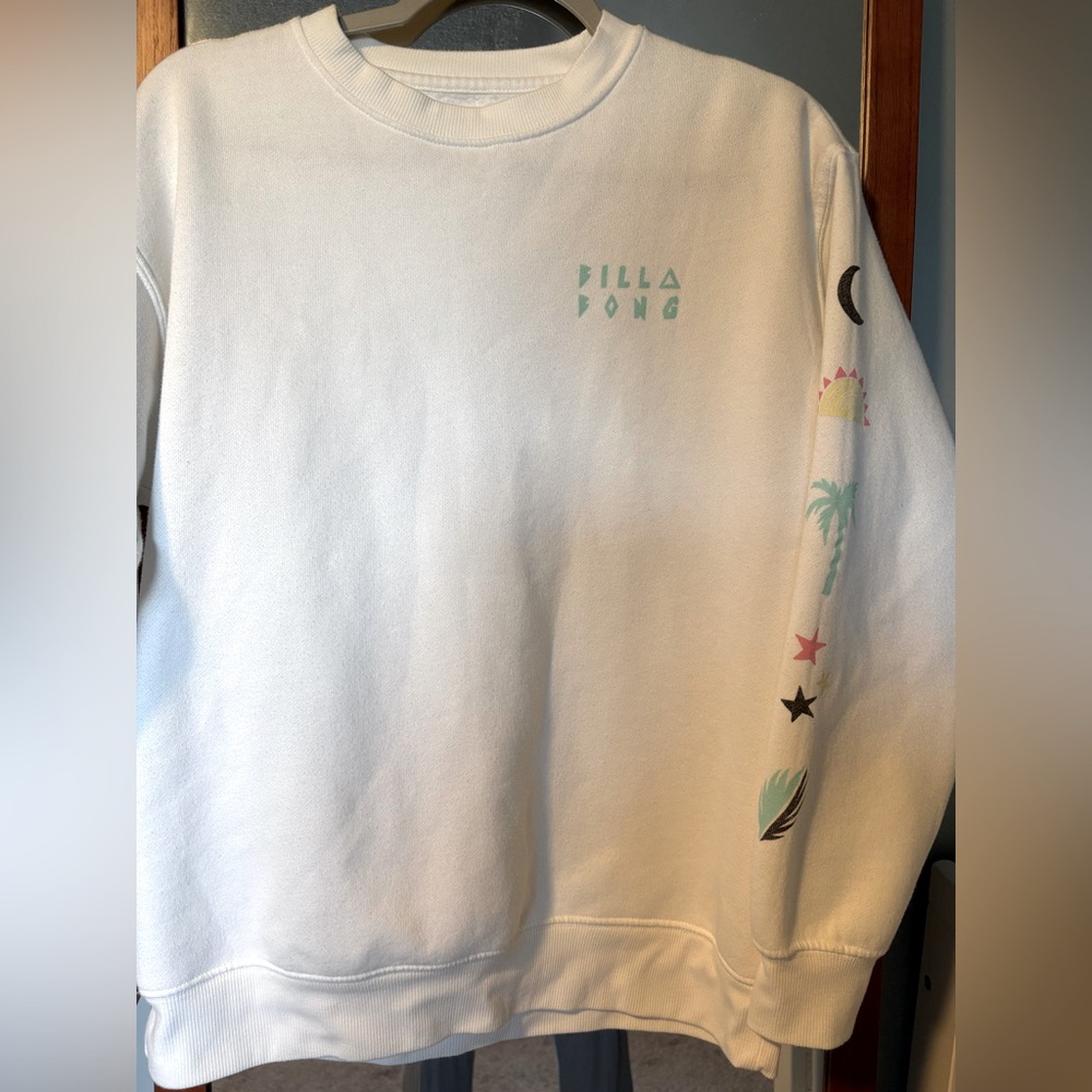 Billabong Women’s crewneck sweater